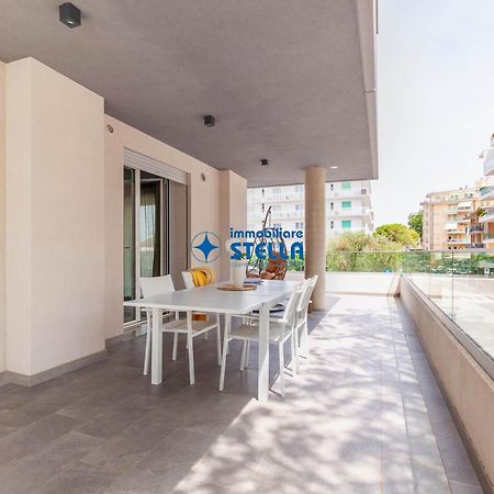 Condominio Trento Lido di Jesolo Eksteriør billede